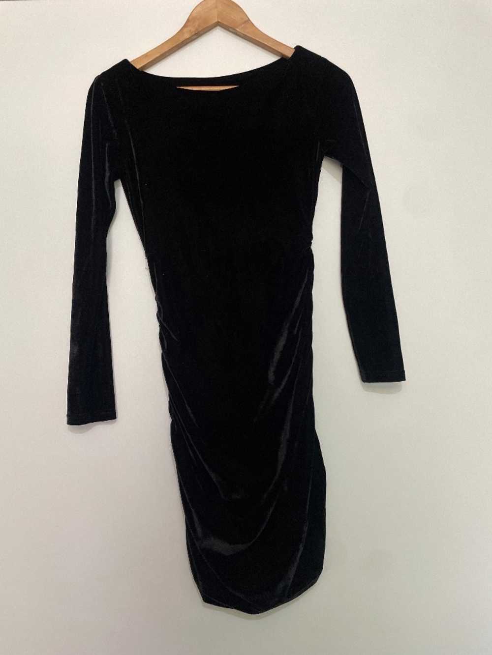 Lulus XS True Heart Black Velvet Ruched Bodycon Dress